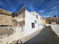 3 Bedroom, 3 bathroom house in the old town of Sax in Alicante Dream Homes API 1122
