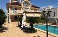 Ruime villa op 100 meter van de zee, 5 slaapkamers en 4 badkamers in Alicante Dream Homes API 1122