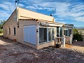 Casa de 2 dormitorios con casa de invitados de 1 dormitorio y piscina. in Alicante Dream Homes API 1122