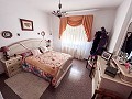 Villa spacieuse avec 7 chambres et piscine à Onil in Alicante Dream Homes API 1122