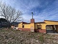Country house with pool and plot in Onil in Alicante Dream Homes API 1122