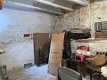 Groot herenhuis met binnenplaats en garage in Alicante Dream Homes API 1122