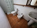 Maison de campagne de 5 chambres et 1 salle de bain à Caudete in Alicante Dream Homes API 1122