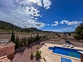 Unglaubliche zweistöckige Villa mit Pool in Pinoso in Alicante Dream Homes API 1122