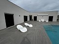 Villa moderne de 5 chambres et 3 salles de bains à Macisvenda in Alicante Dream Homes API 1122
