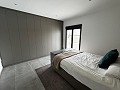 Moderne Villa mit 5 Schlafzimmern und 3 Badezimmern in Macisvenda in Alicante Dream Homes API 1122