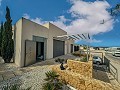 Incroyable villa avec piscine à Benijófar in Alicante Dream Homes API 1122
