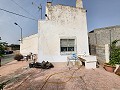 Casa urbana de 3 dormitorios y 2 baños para modernizar en Barinas in Alicante Dream Homes API 1122