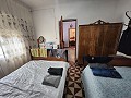 Casa urbana de 3 dormitorios y 2 baños para modernizar en Barinas in Alicante Dream Homes API 1122