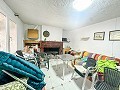 Espaciosa casa de campo con 8 habitaciones para reformar en Yecla in Alicante Dream Homes API 1122