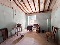 Spacious country house with 8 rooms to renovate in Yecla in Alicante Dream Homes API 1122